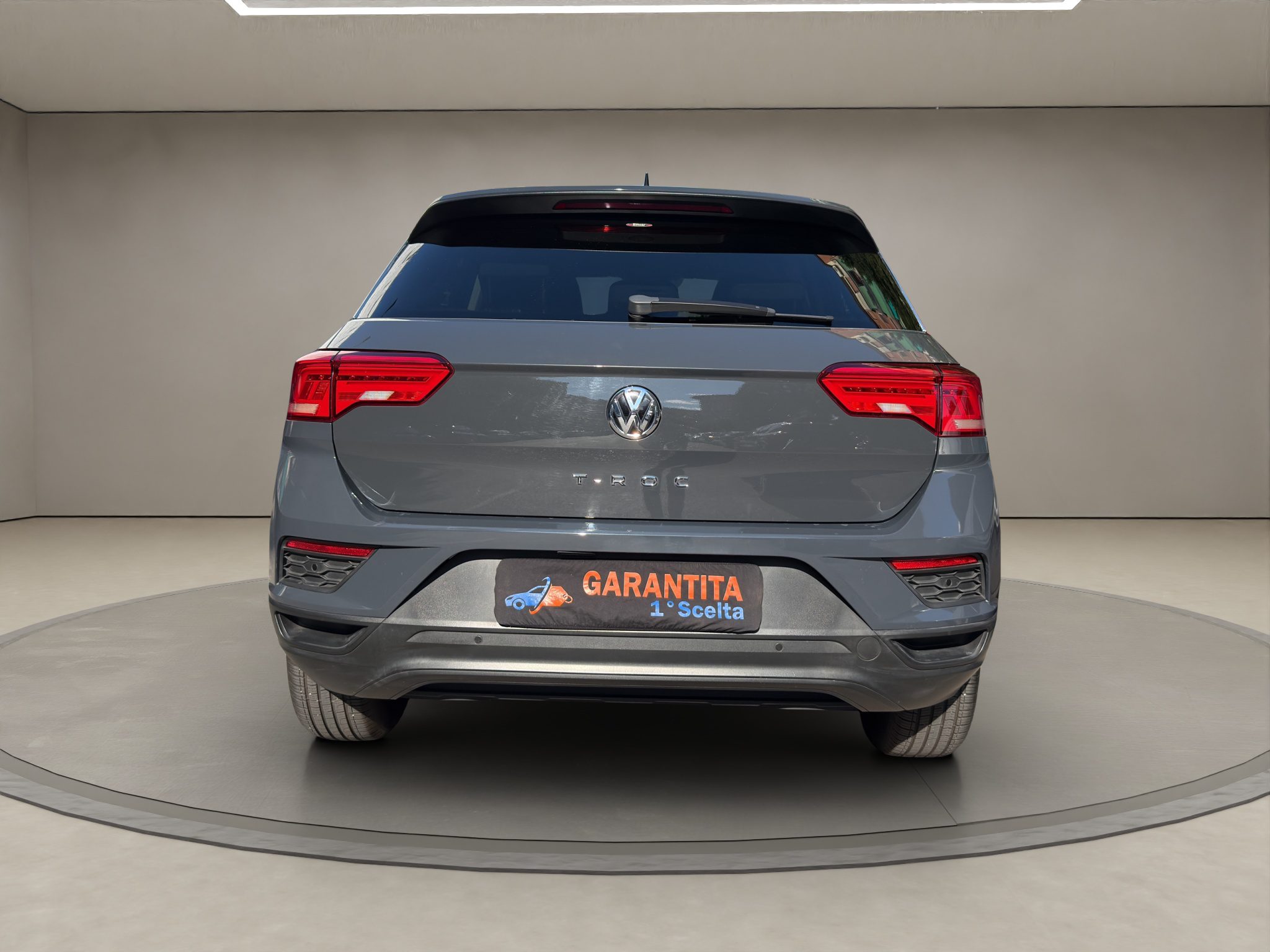 8 VW t-roc DIESEL MANUALE